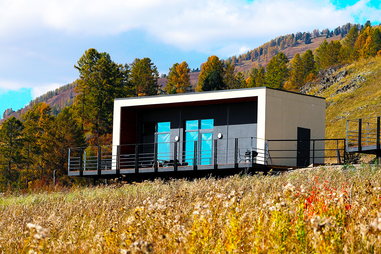 Двухместный благоустроенный дом второй линии (М6-М9)